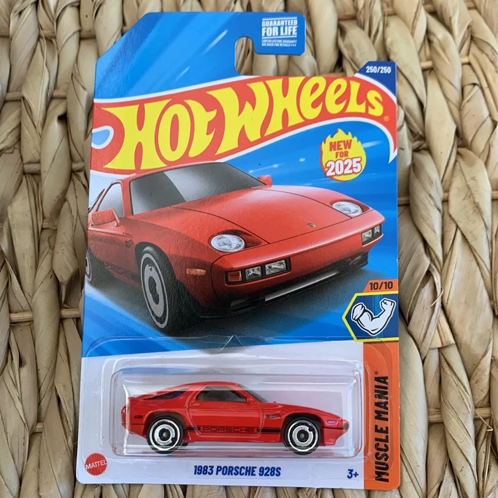 1983 Red Porsche 928S Hot Wheels Diecast 80s German Red Car Hotwheels 2025 🆕